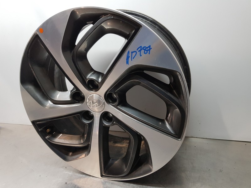 Recambio de llanta para hyundai tucson klass referencia OEM IAM 52910D7460  