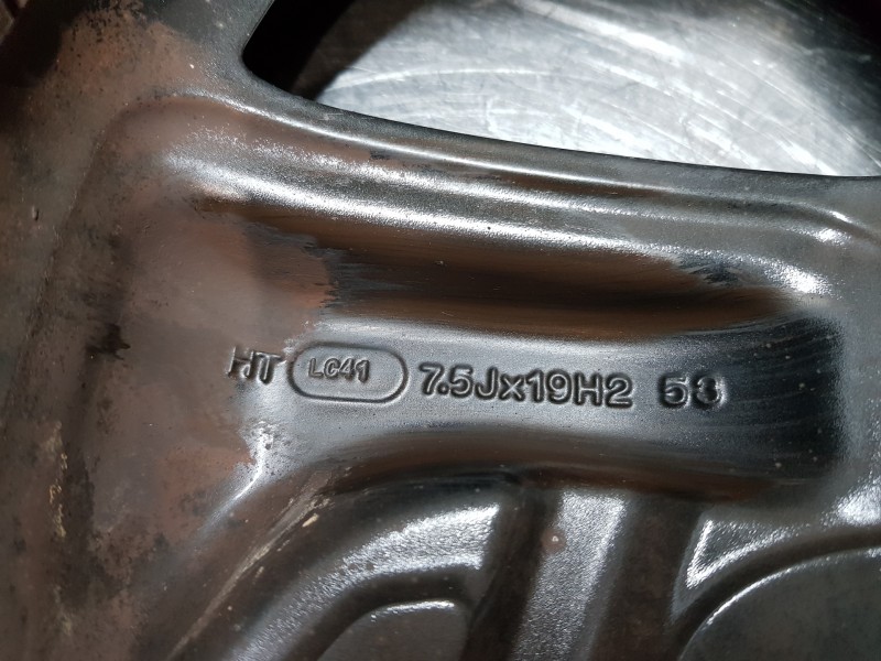 Recambio de llanta para hyundai tucson klass referencia OEM IAM 52910D7460  