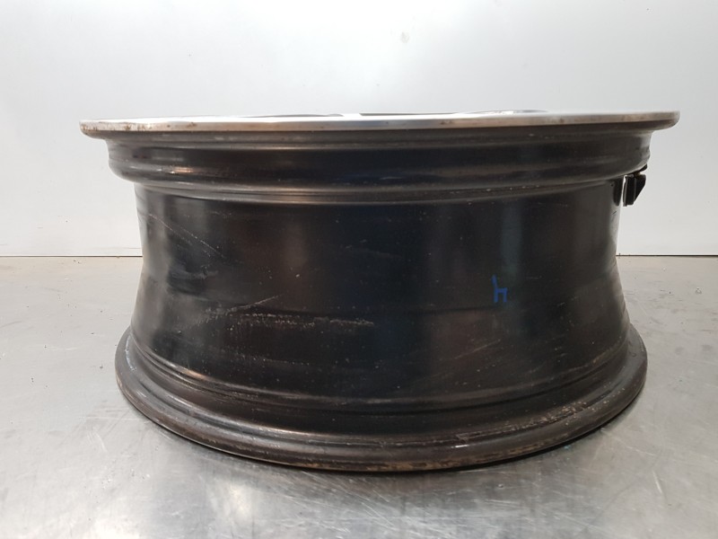 Recambio de llanta para hyundai tucson klass referencia OEM IAM 52910D7460  