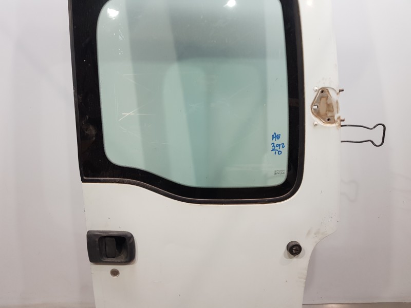 Recambio de porton trasero derecho para renault master ii phase 2 caja cerrada furgón referencia OEM IAM 7751477916  
