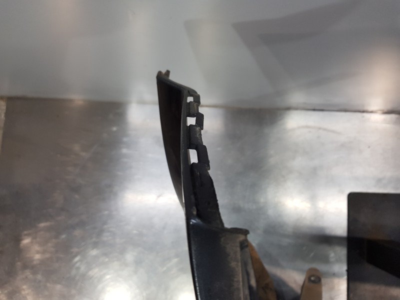 Recambio de paragolpes trasero para renault scenic ii adventure referencia OEM IAM 7701474785  