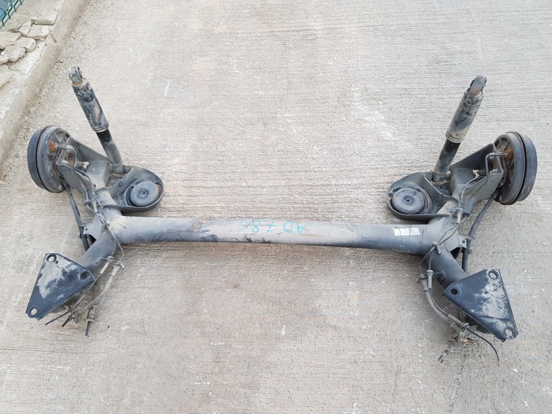 Recambio de puente trasero para ford ka (ccu) duratec referencia OEM IAM 1639578  