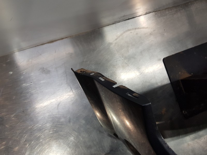 Recambio de paragolpes delantero para renault scenic ii adventure referencia OEM IAM 7701477299  