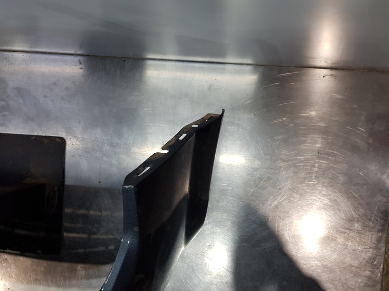 Recambio de paragolpes delantero para renault scenic ii adventure referencia OEM IAM 7701477299  