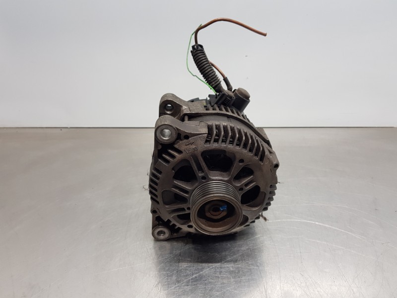 Recambio de alternador para peugeot 206 berlina xt referencia OEM IAM 9635342080  