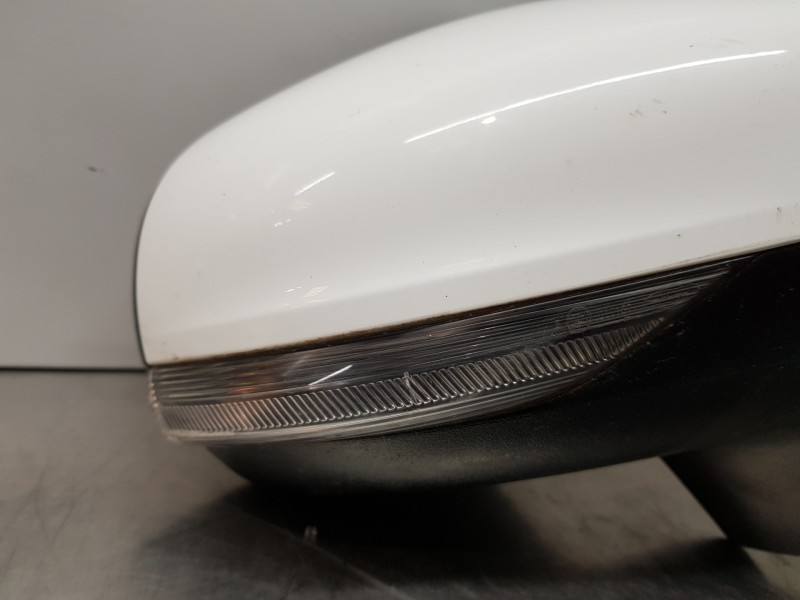 Recambio de retrovisor derecho para ford fiesta (ce1) essence referencia OEM IAM 2477533  