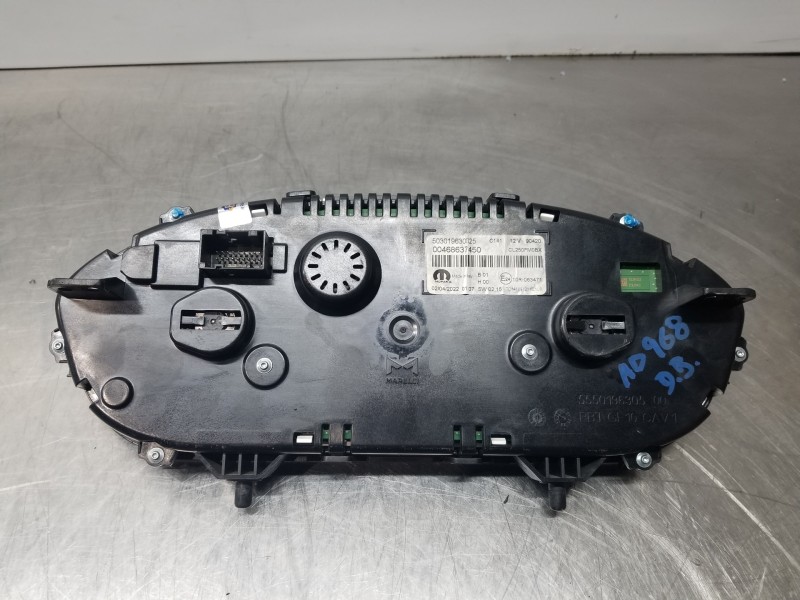 Recambio de cuadro instrumentos para fiat ducato furgón multijet referencia OEM IAM 46863500  