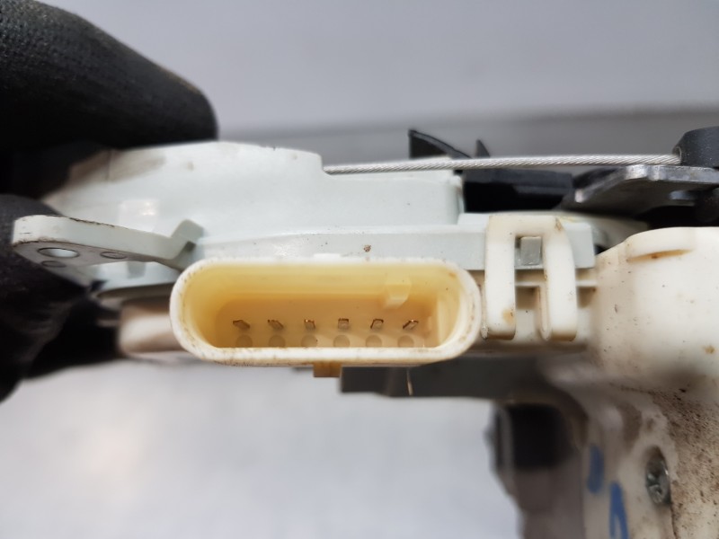 Recambio de cerradura puerta trasera derecha para audi q3 (8ug) advanced referencia OEM IAM 8K0839016H  