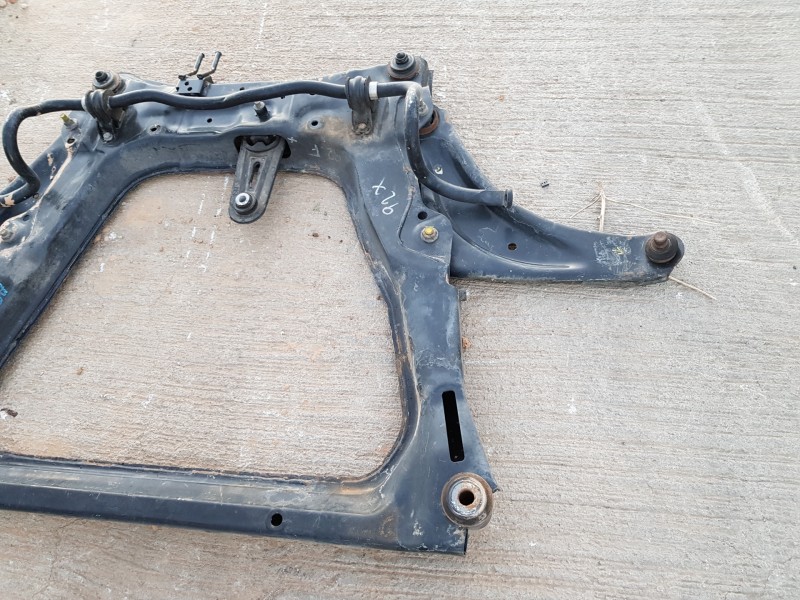 Recambio de puente delantero para nissan pulsar (c13) fastback referencia OEM IAM 544003ZU1A  