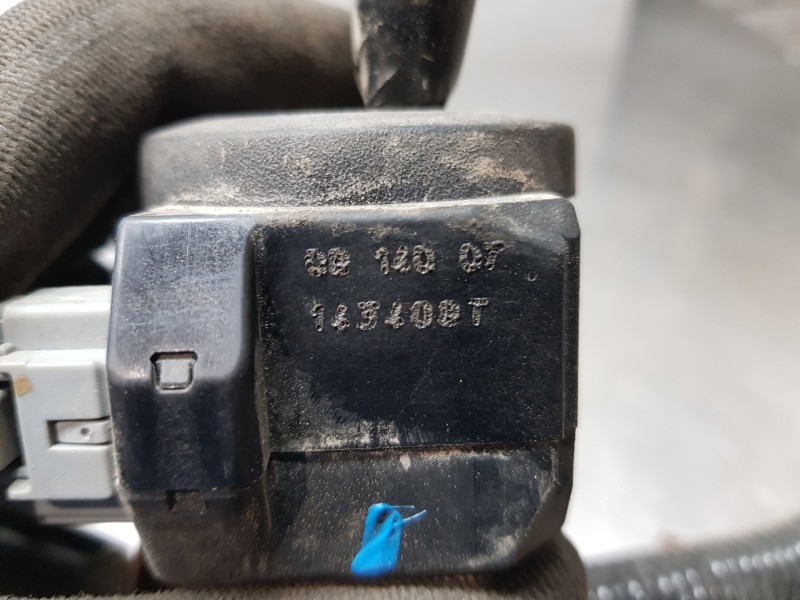 Recambio de antirrobo para nissan primastar (x..) furgón referencia OEM IAM 93196549 93196549 