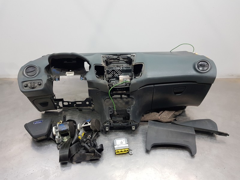 Recambio de kit airbag para ford fiesta (cb1) active referencia OEM IAM 1766734 201580 2038393