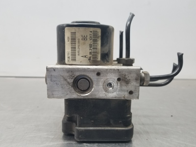 Recambio de abs para ford fiesta (cb1) active referencia OEM IAM 1550294 8V512M110AD 