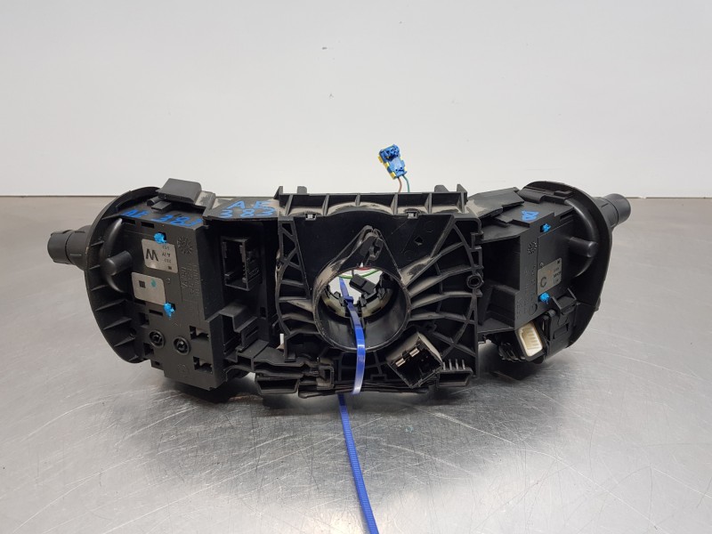 Recambio de mando multifuncion para renault scenic ii adventure referencia OEM IAM 7701060399  