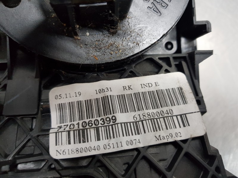 Recambio de mando multifuncion para renault scenic ii adventure referencia OEM IAM 7701060399  