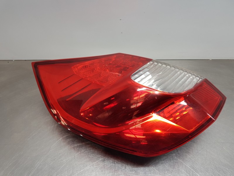 Recambio de piloto trasero izquierdo para renault scenic ii adventure referencia OEM IAM 8200474328  