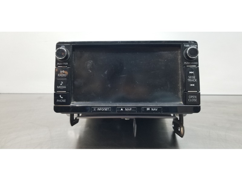 Recambio de pantalla multifuncion para mitsubishi outlander (gf0) motion 2wd referencia OEM IAM 8750A569  