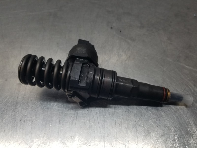 Recambio de inyector para audi a3 sportback (8p) attraction referencia OEM IAM 0414720215  