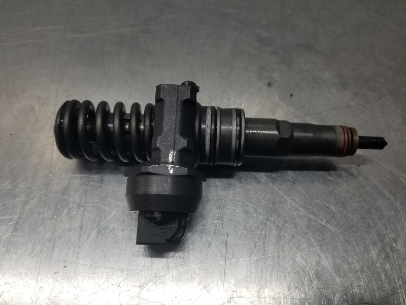 Recambio de inyector para audi a3 sportback (8p) attraction referencia OEM IAM 0414720215  