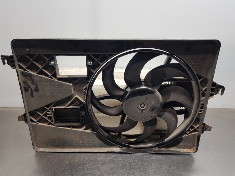 Recambio de electroventilador para ford mondeo berlina (ge) ghia referencia OEM IAM 1437591  