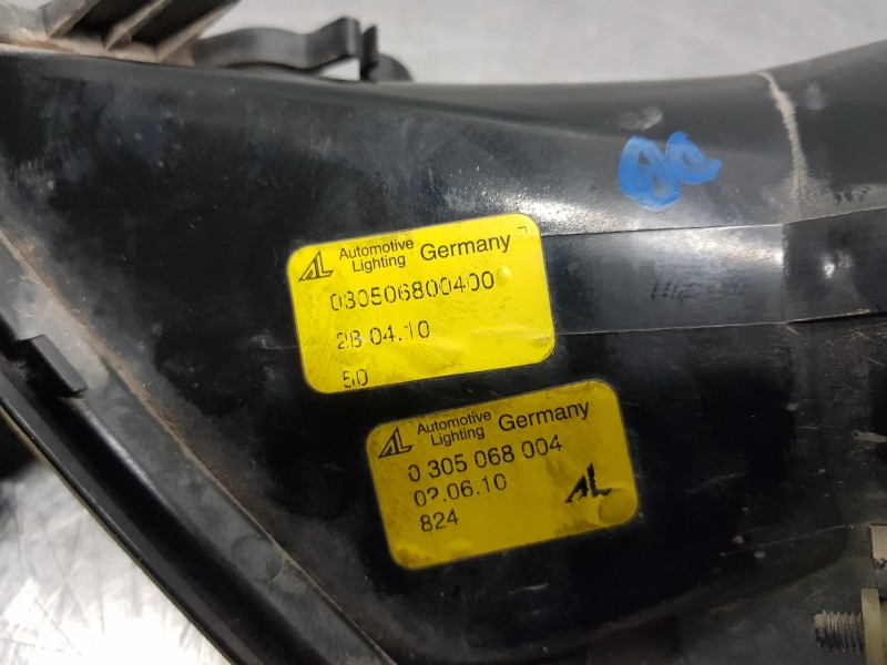 Recambio de faro antiniebla derecho para ford mondeo berlina (ge) ghia referencia OEM IAM 1331776  