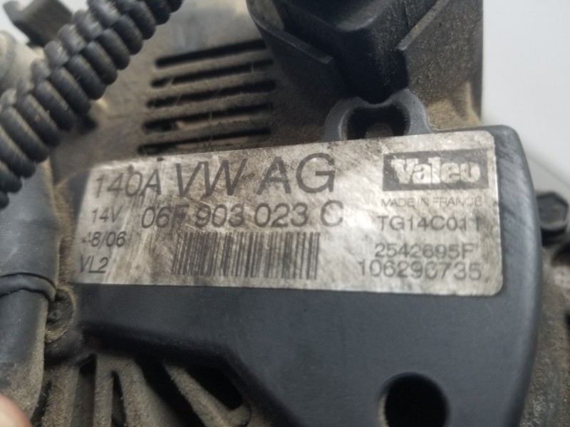 Recambio de alternador para audi a3 sportback (8p) attraction referencia OEM IAM 06F903023C  