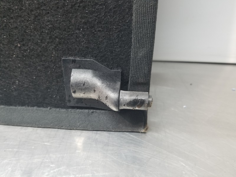 Recambio de bandeja trasera para audi a3 sportback (8p) attraction referencia OEM IAM 8P3867769P  