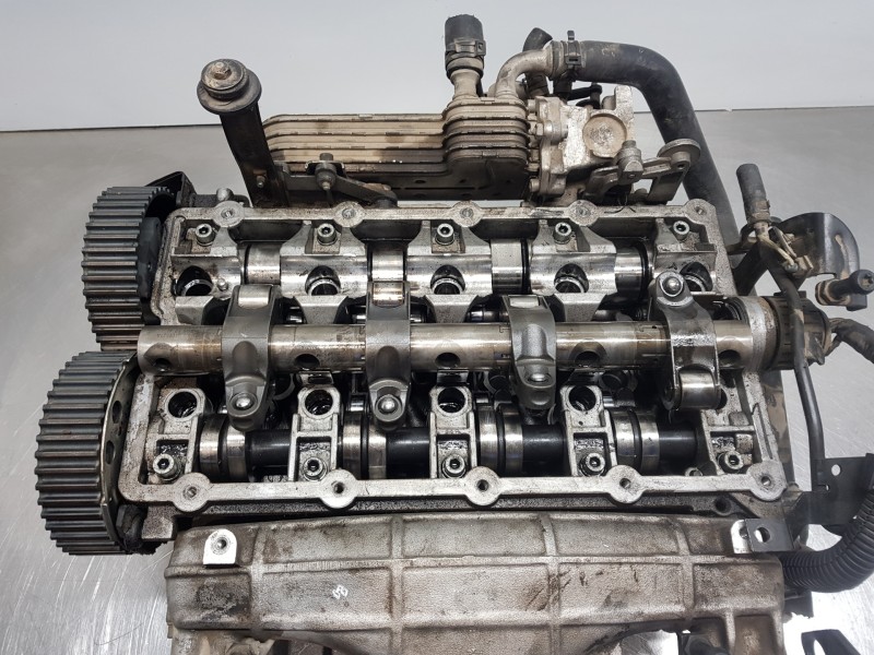 Recambio de culata para volkswagen passat berlina (3c2) elegance referencia OEM IAM 03G103351B  