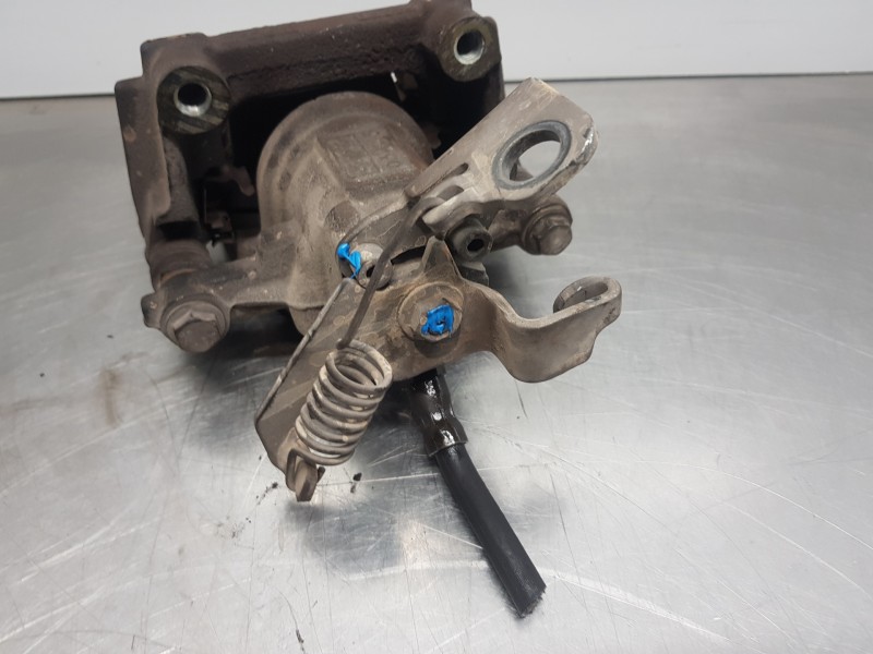 Recambio de pinza freno trasera izquierda para ford mondeo berlina (ge) ghia referencia OEM IAM 2041803  