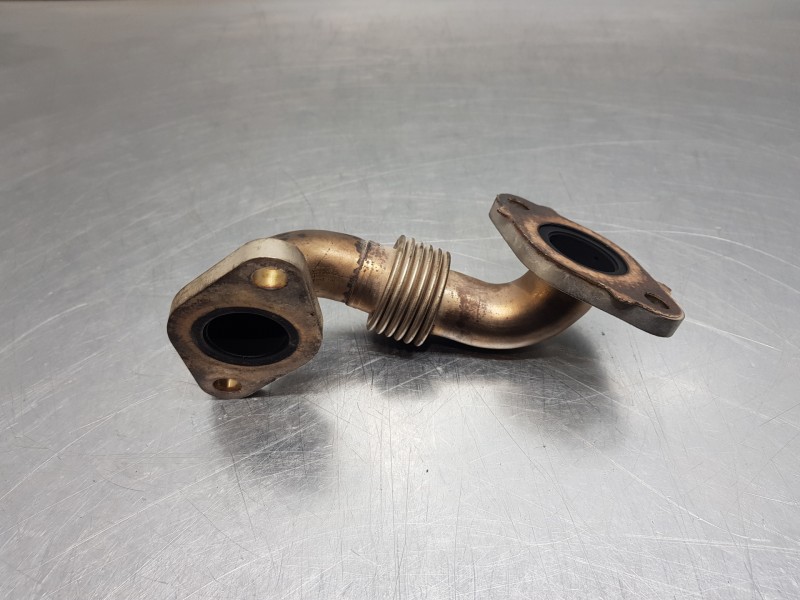 Recambio de tubo para volkswagen passat berlina (3c2) elegance referencia OEM IAM 03G131521T 3G131521 