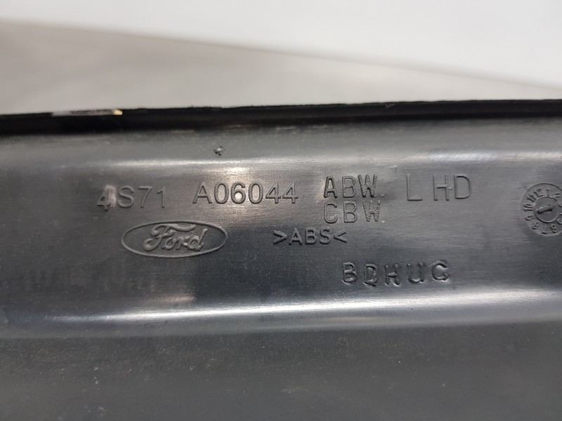 Recambio de guantera para ford mondeo berlina (ge) ghia referencia OEM IAM 1343338  