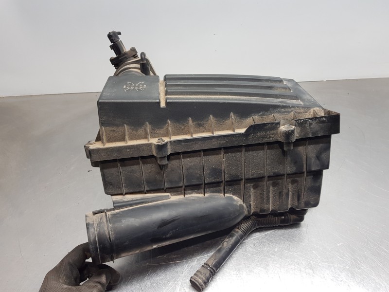 Recambio de filtro aire para volkswagen passat berlina (3c2) elegance referencia OEM IAM 3C0129607AB  