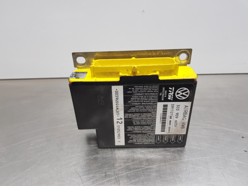 Recambio de centralita airbag para volkswagen passat berlina (3c2) elegance referencia OEM IAM 3C0909605F 3C0909605F000 