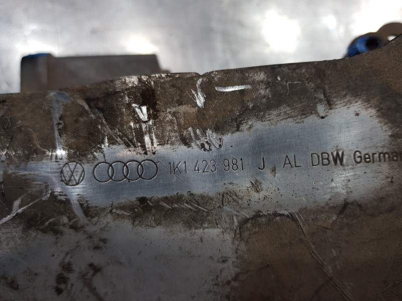 Recambio de cremallera direccion para volkswagen passat berlina (3c2) elegance referencia OEM IAM 1K1423981J 1K1423055M 