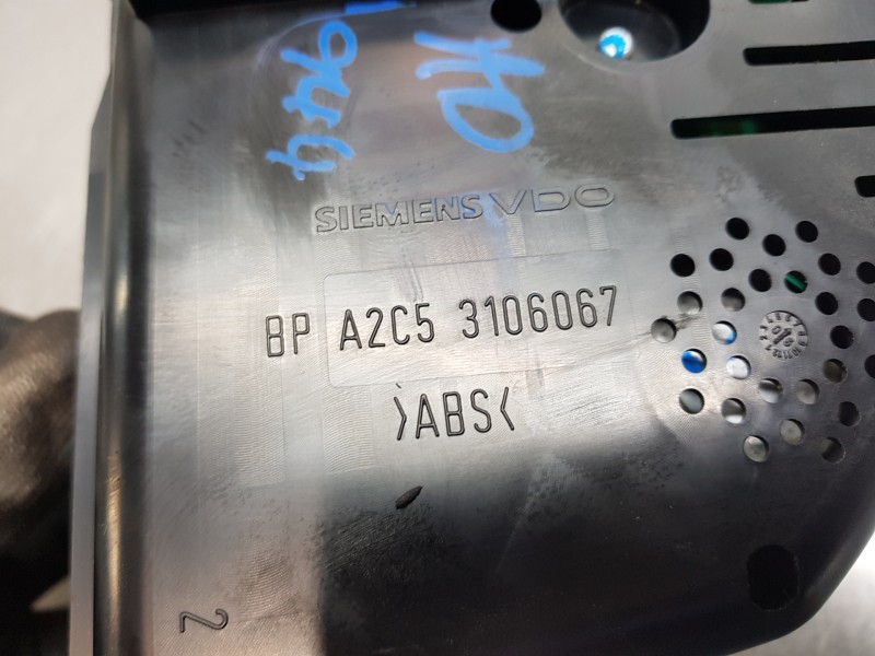 Recambio de cuadro instrumentos para volkswagen passat berlina (3c2) elegance referencia OEM IAM 3C0920870QXZ02  