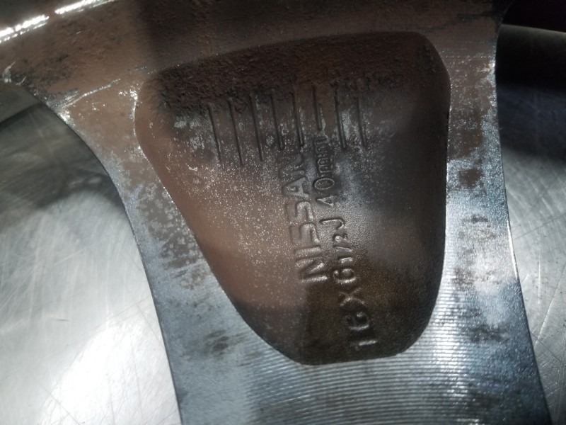 Recambio de llanta para nissan pulsar (c13) fastback referencia OEM IAM D03003ZL3A  