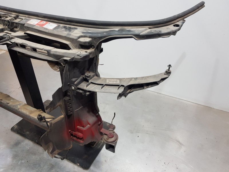 Recambio de panel frontal para audi a3 sportback (8p) attraction referencia OEM IAM 8P0805588A  