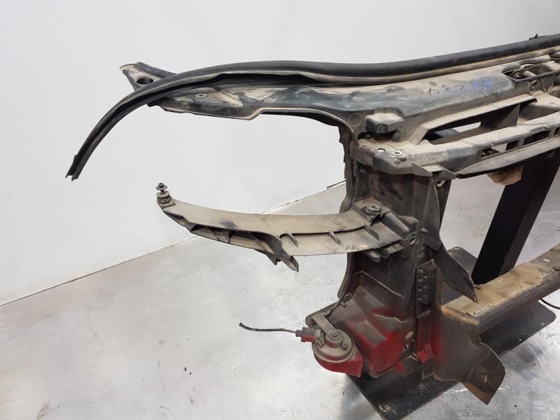 Recambio de panel frontal para audi a3 sportback (8p) attraction referencia OEM IAM 8P0805588A  