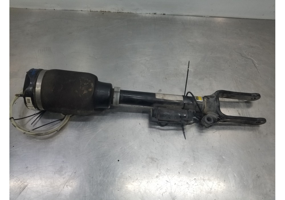 Recambio de amortiguador delantero izquierdo para mercedes clase gl (x164) 4-matic referencia OEM IAM A1643205813  