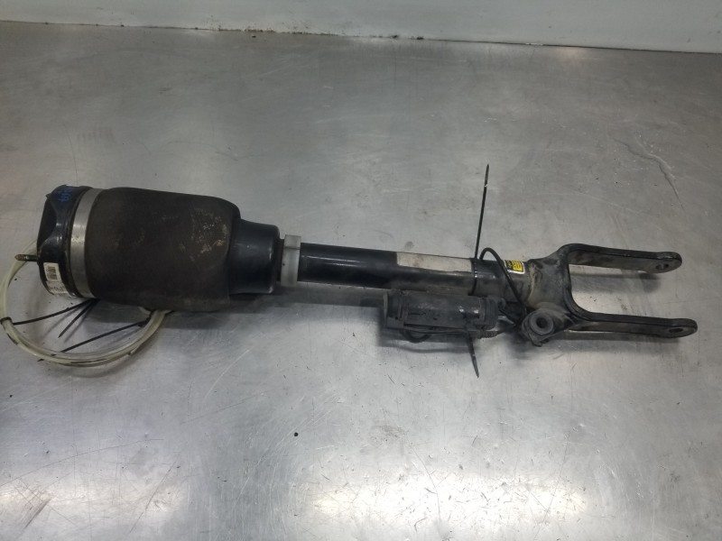 Recambio de amortiguador delantero izquierdo para mercedes clase gl (x164) 4-matic referencia OEM IAM A1643205813  