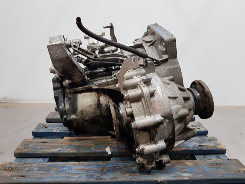 Recambio de caja cambios para audi a3 sportback (8p) attraction referencia OEM IAM JCR GQQ 