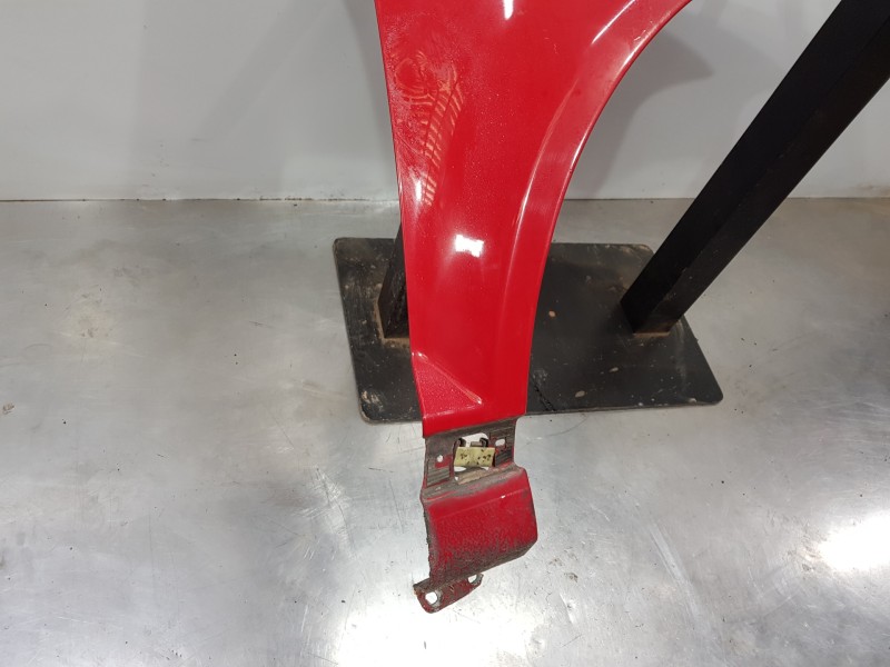 Recambio de aleta delantera derecha para audi a3 sportback (8p) attraction referencia OEM IAM 8P0821106F  