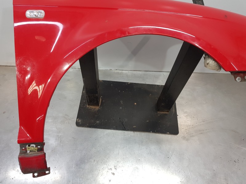 Recambio de aleta delantera derecha para audi a3 sportback (8p) attraction referencia OEM IAM 8P0821106F  