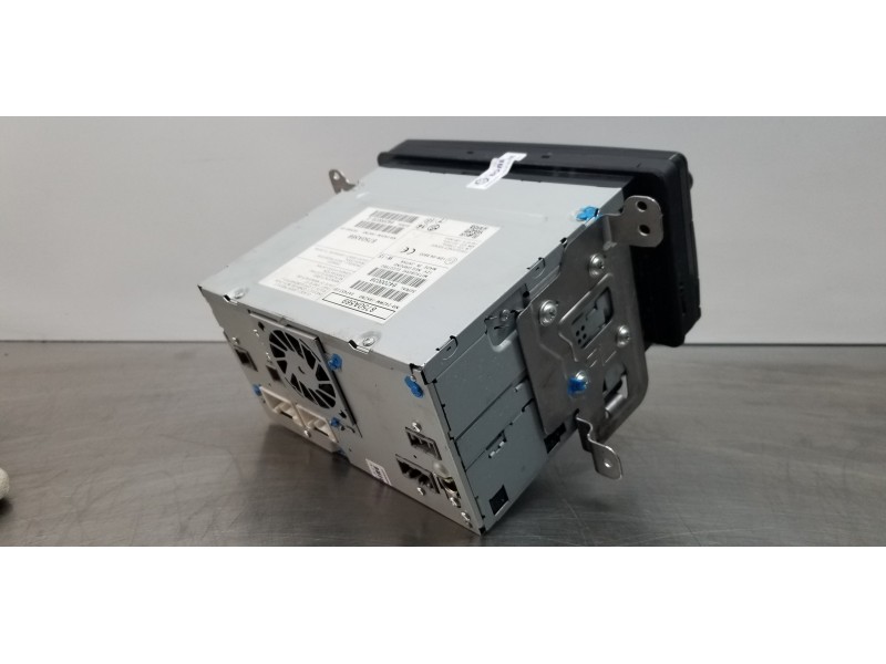 Recambio de pantalla multifuncion para mitsubishi outlander (gf0) motion 2wd referencia OEM IAM 8750A569  