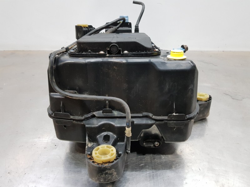 Recambio de deposito aditivo adblue fap ( deposito grande ) para peugeot partner kasten active referencia OEM IAM 1682619880  