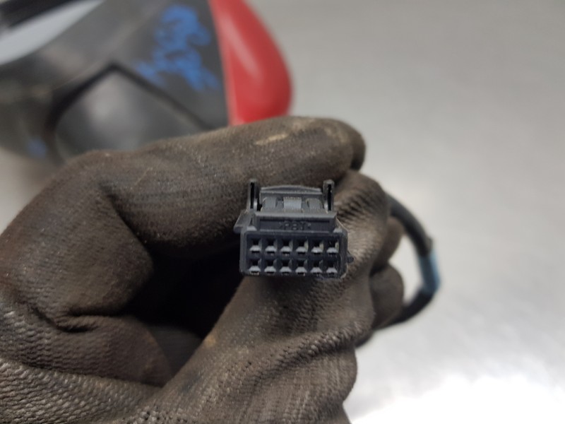 Recambio de retrovisor izquierdo para renault clio iv life referencia OEM IAM 963022031R  