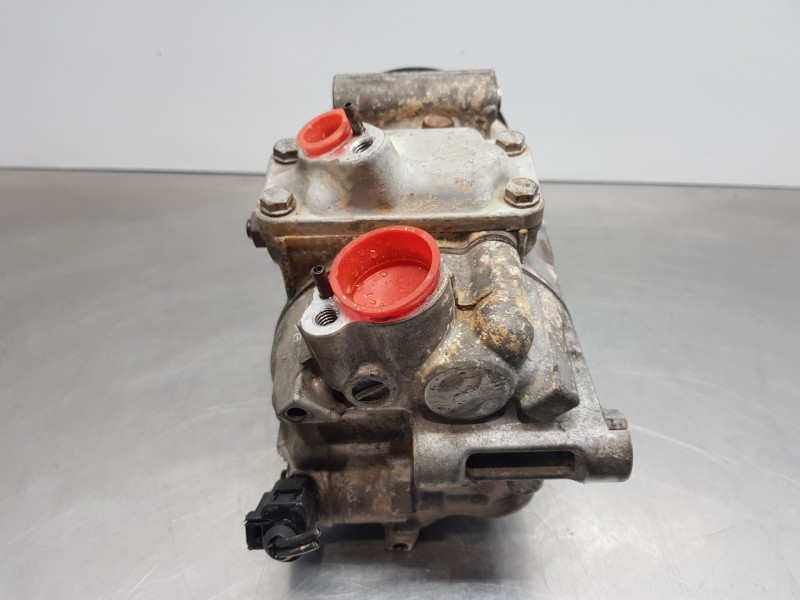 Recambio de compresor aire acondicionado para audi a3 (8p) attraction referencia OEM IAM 1K0820859F  