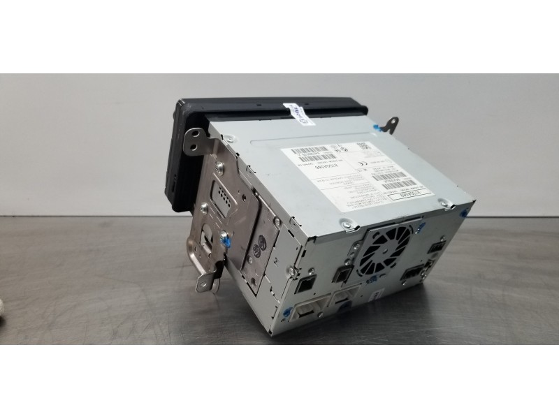 Recambio de pantalla multifuncion para mitsubishi outlander (gf0) motion 2wd referencia OEM IAM 8750A569  