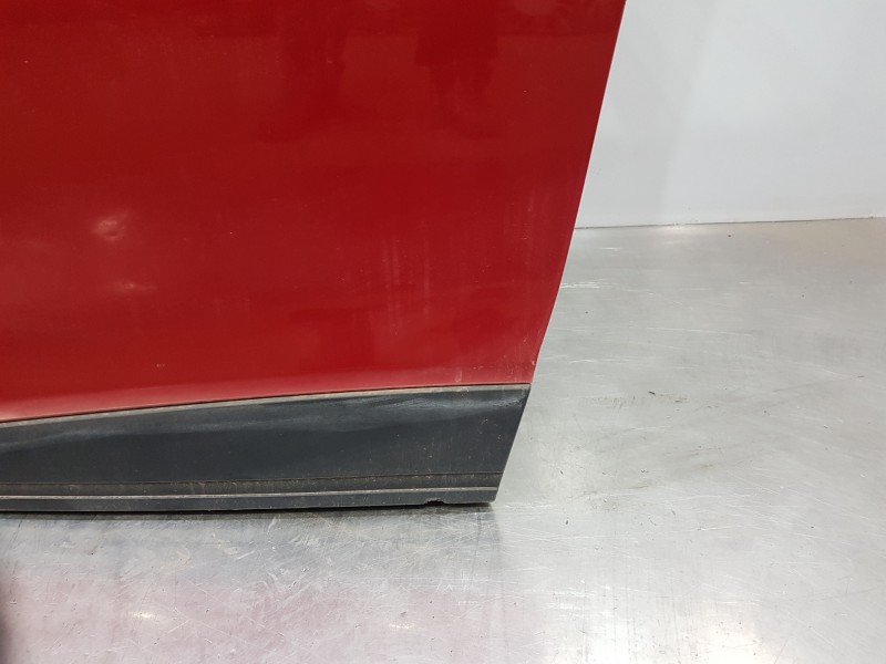 Recambio de puerta delantera izquierda para renault clio iv life referencia OEM IAM 801017896R  