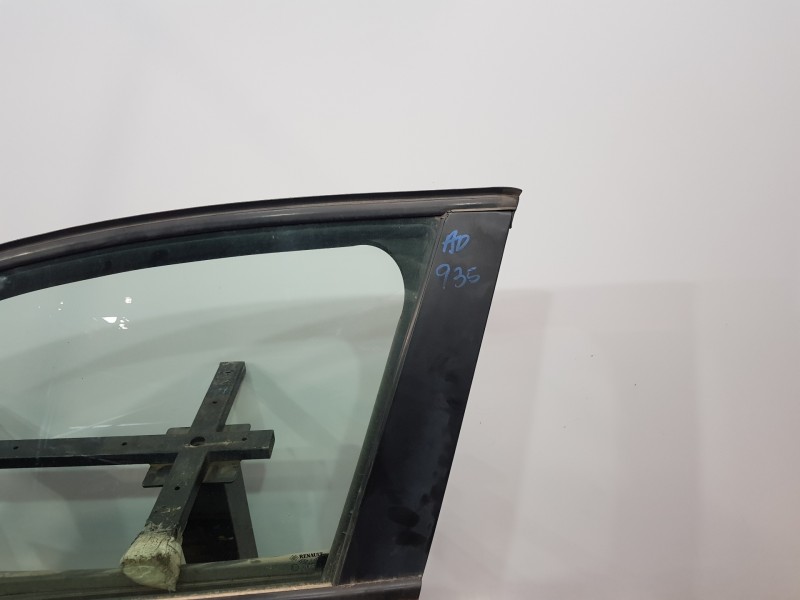 Recambio de puerta delantera izquierda para renault clio iv life referencia OEM IAM 801017896R  