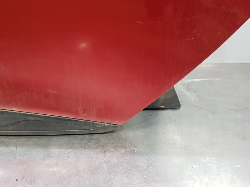 Recambio de puerta trasera izquierda para renault clio iv life referencia OEM IAM 821016892R  